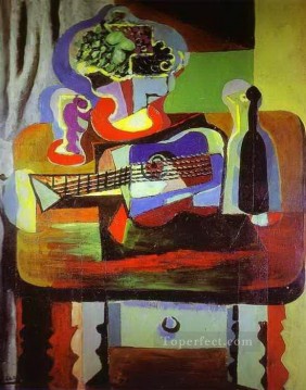  Cubismo Arte - Cuenco de botella de guitarra con fruta y vaso sobre mesa Cubismo de 1919